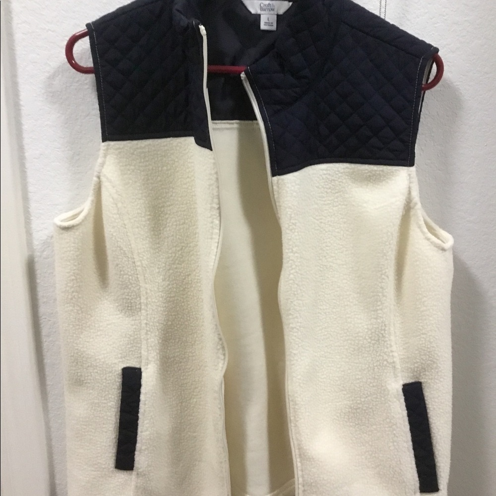 Croft and Barrow vest